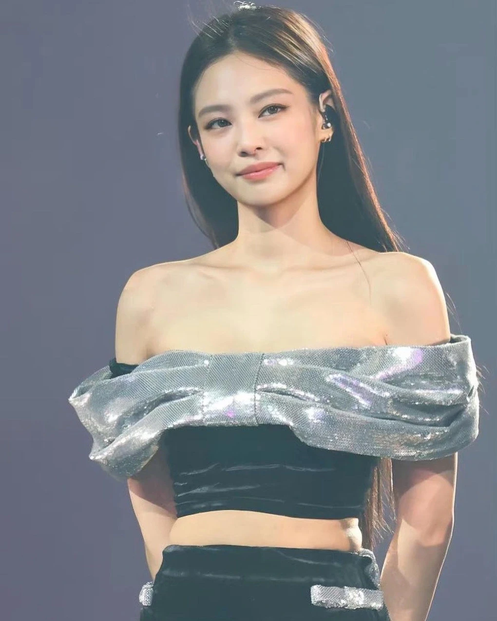 G-Dragon vừa bị điều tra, Jennie (Blackpink) né vội, tìm cách về bên V (BTS)? - Hình 6