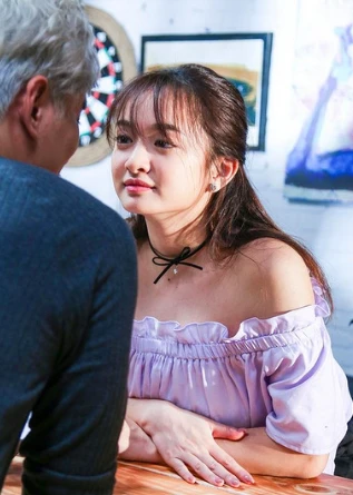 Kaity Nguyễn cân vai tiếp viên hàng không, dù cao 1m55, lý do khiến CĐM sốc - Hình 5