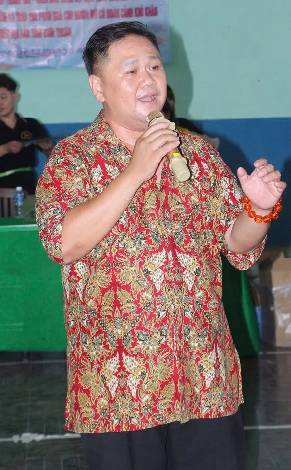 Nước hoa Minh Béo bị tiktoker chê: Mùi mắc ói, chủ tham lam 1k của khách - Hình 3