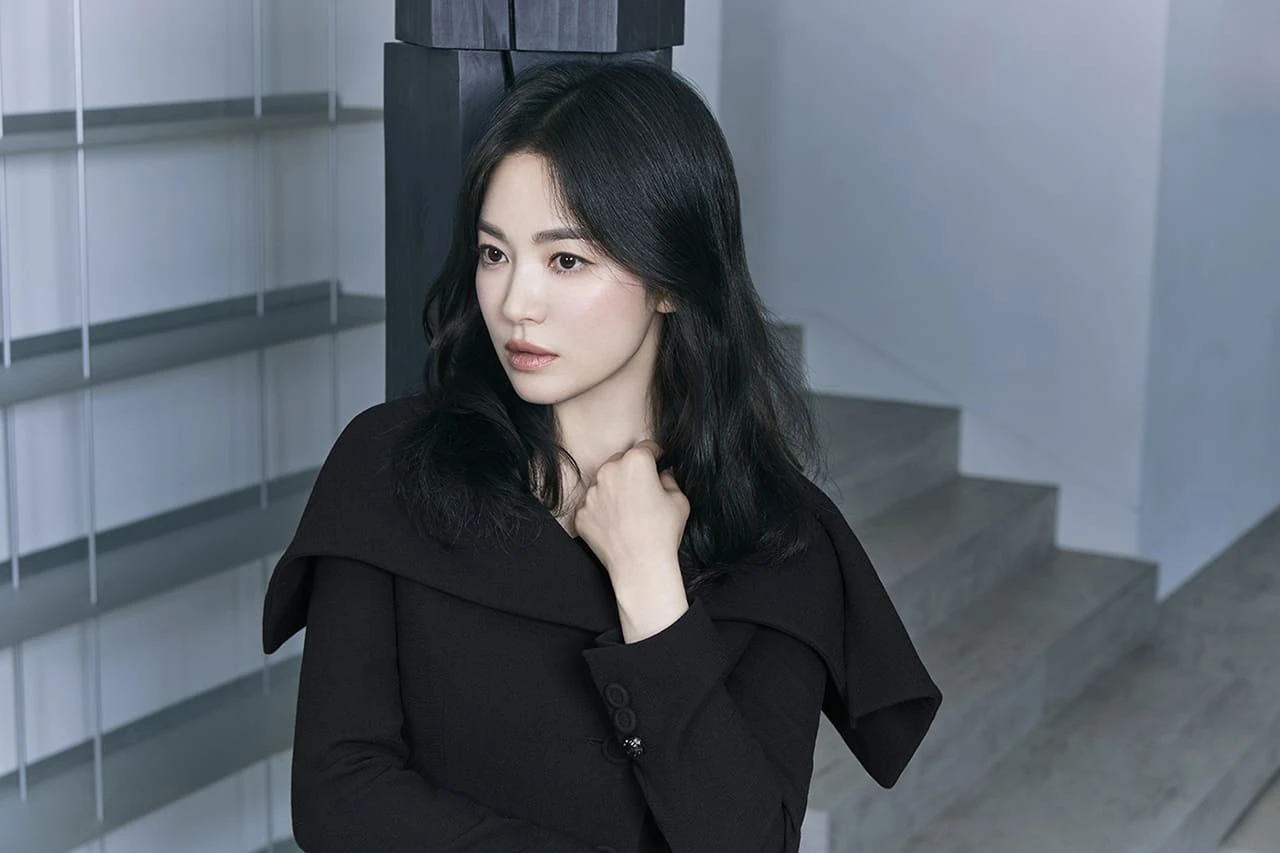 Song Hye Kyo mất sự nghiệp vì bê bối trốn thuế chấn động, xin lỗi không ai tha - Hình 2