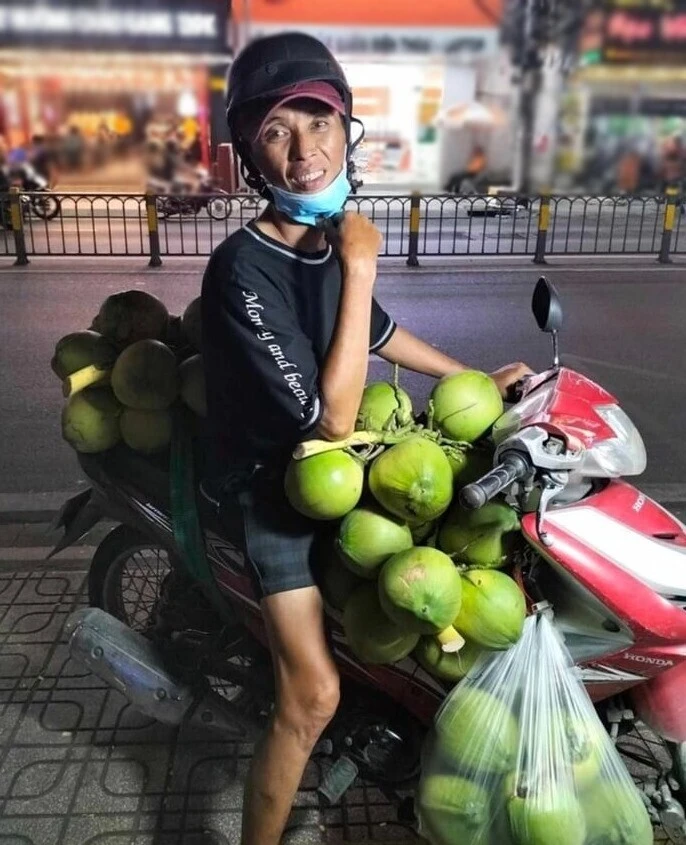 Tang lễ nghệ sĩ Bắc Hải: Vợ con ngã quỵ, con nuôi Vũ Linh lo liệu, nói 1 câu - Hình 8