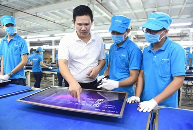 Phạm Văn Tam: Trùm tivi vướng lao lý, bị Shark Tank cắt sóng - Hình 2