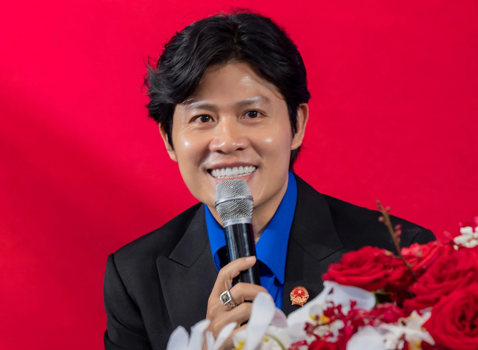 Tùng Dương: Khán giả nói ngày trước thấy tôi là tắt TV - Hình 2