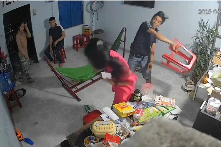 Vụ anh trai xử em gái ngoài luồng lúc ly thân: lộ lý do đăng clip, sốc! - Hình 3