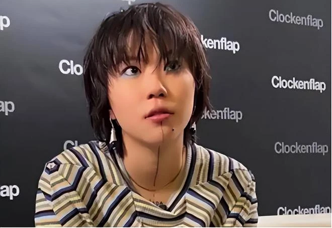 Con trai Trương Bá Chi thái độ với bảo vệ, mẹ đưa ra hình phạt chẳng giống ai - Hình 4
