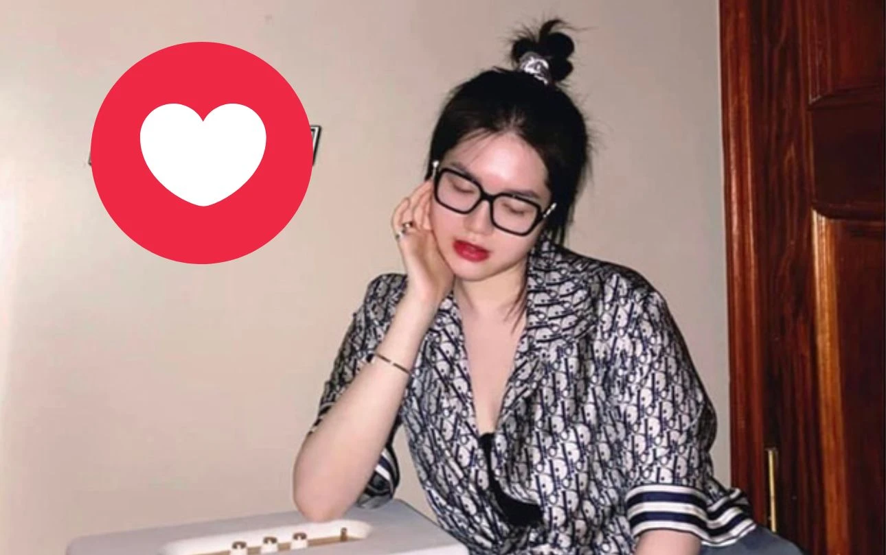 Mỹ Anh nữ chủ tịch trẻ nhất lịch sử bóng đá Việt Nam: Tài sắc không chê được! - Hình 2