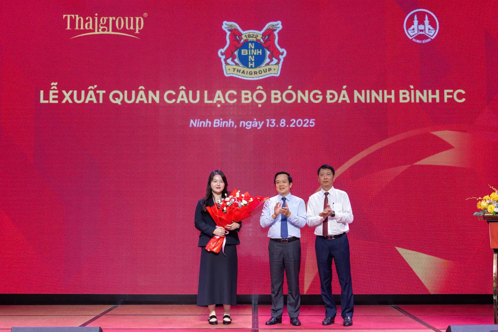 Mỹ Anh nữ chủ tịch trẻ nhất lịch sử bóng đá Việt Nam: Tài sắc không chê được! - Hình 1