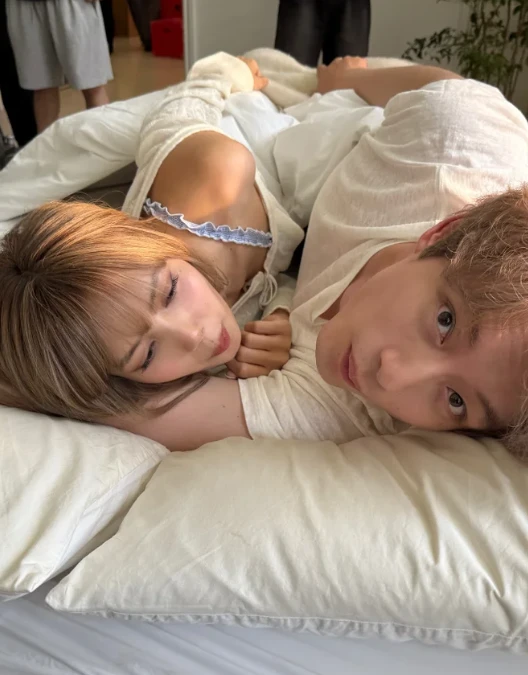 Lisa tố lừa khán giả, MV Dream kể chuyện tình cũ, hẹn hò tỷ phú là vỏ bọc? - Hình 2