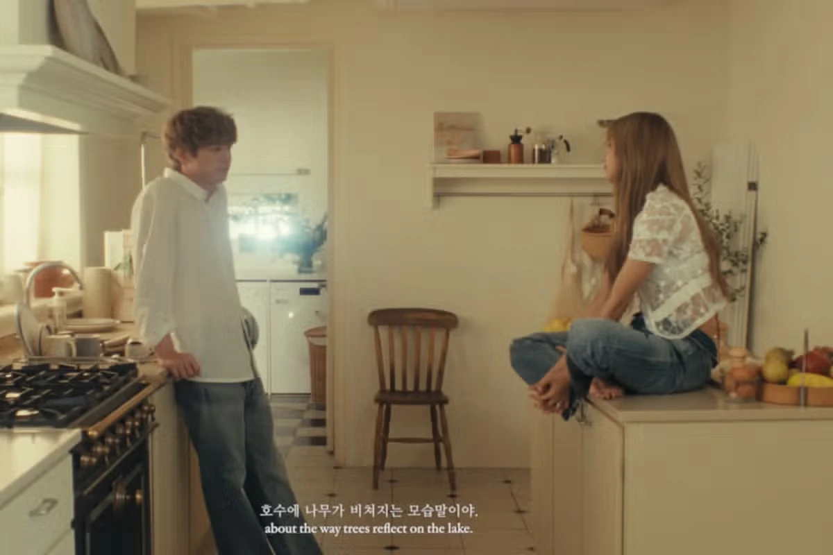 Lisa bị fan Nhật chê nặng, vung tiền tỷ để tình tứ với đàn ông, bị nói mất giá - Hình 8