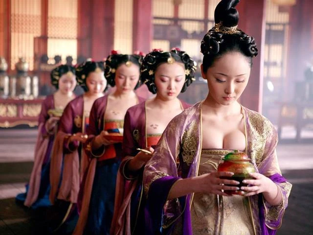 Sự thật ít biết về cuộc sống phi tần nhà Thanh: Lịch trình khắc nghiệt và cô đơn - Hình 2