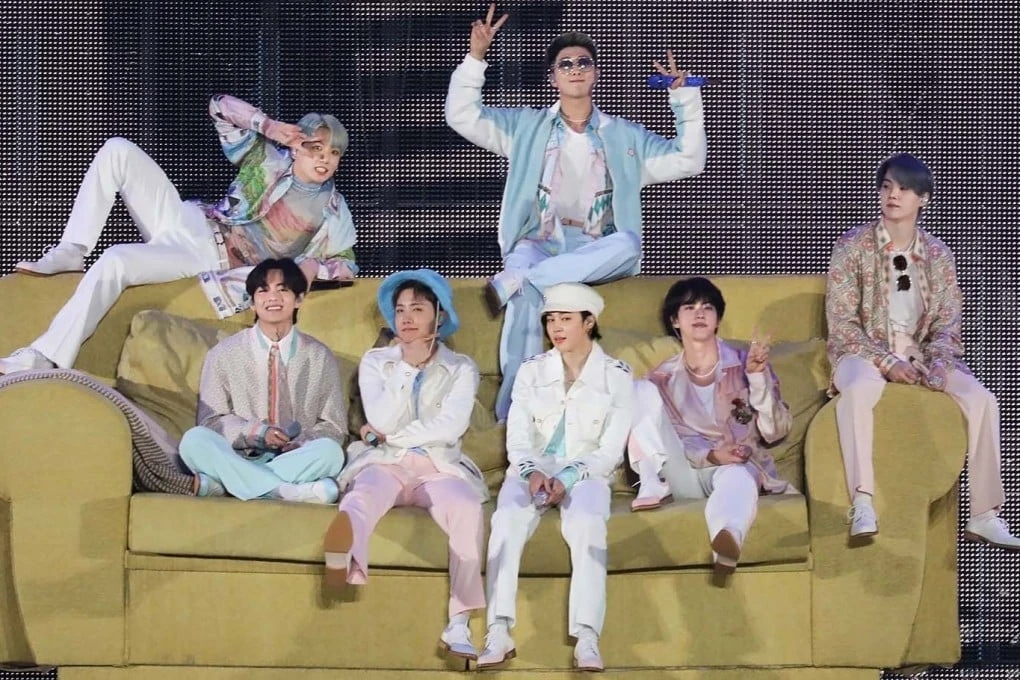 BTS đè bẹp TWICE, SEVENTEEN, bản BXH bùng nổ Billboard chỉ là cái tên? - Hình 2