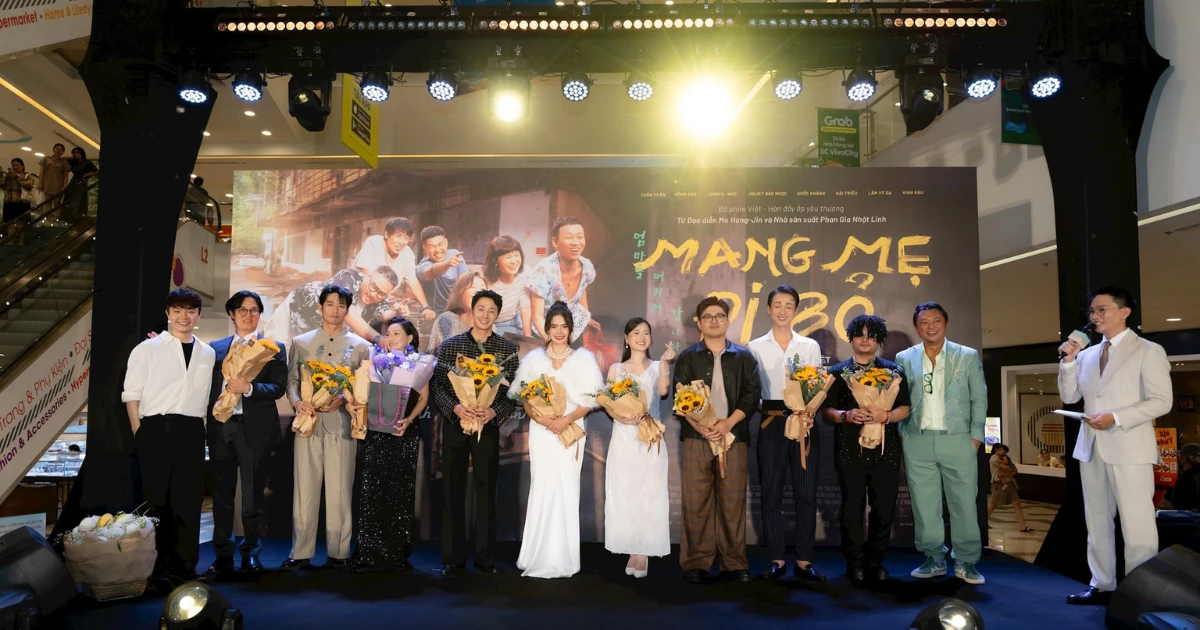 Mang mẹ đi bỏ: gây bão phòng vé, vượt Conan, thu trăm tỷ ngay suất chiếu sớm - Hình 7