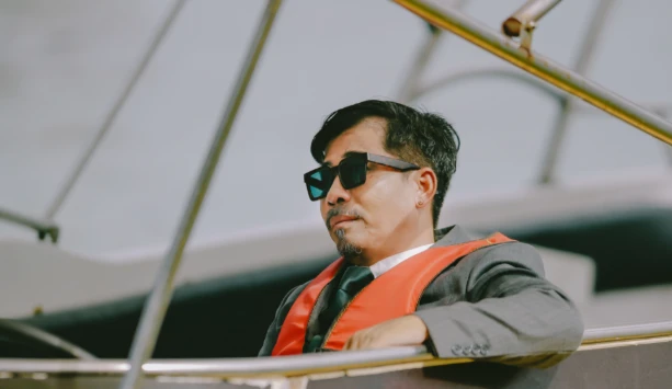 Trung Lùn: Đạo diễn độc tài mâu thuẫn với diễn viên, khiến hậu trường dậy sóng - Hình 5