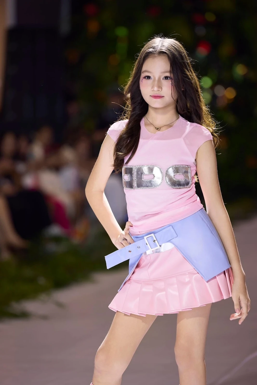 Ai nữ Phương Vy xuất hiện, Lọ Lem liền tắt đài, ăn đứt một điểm chí mạng - Hình 6