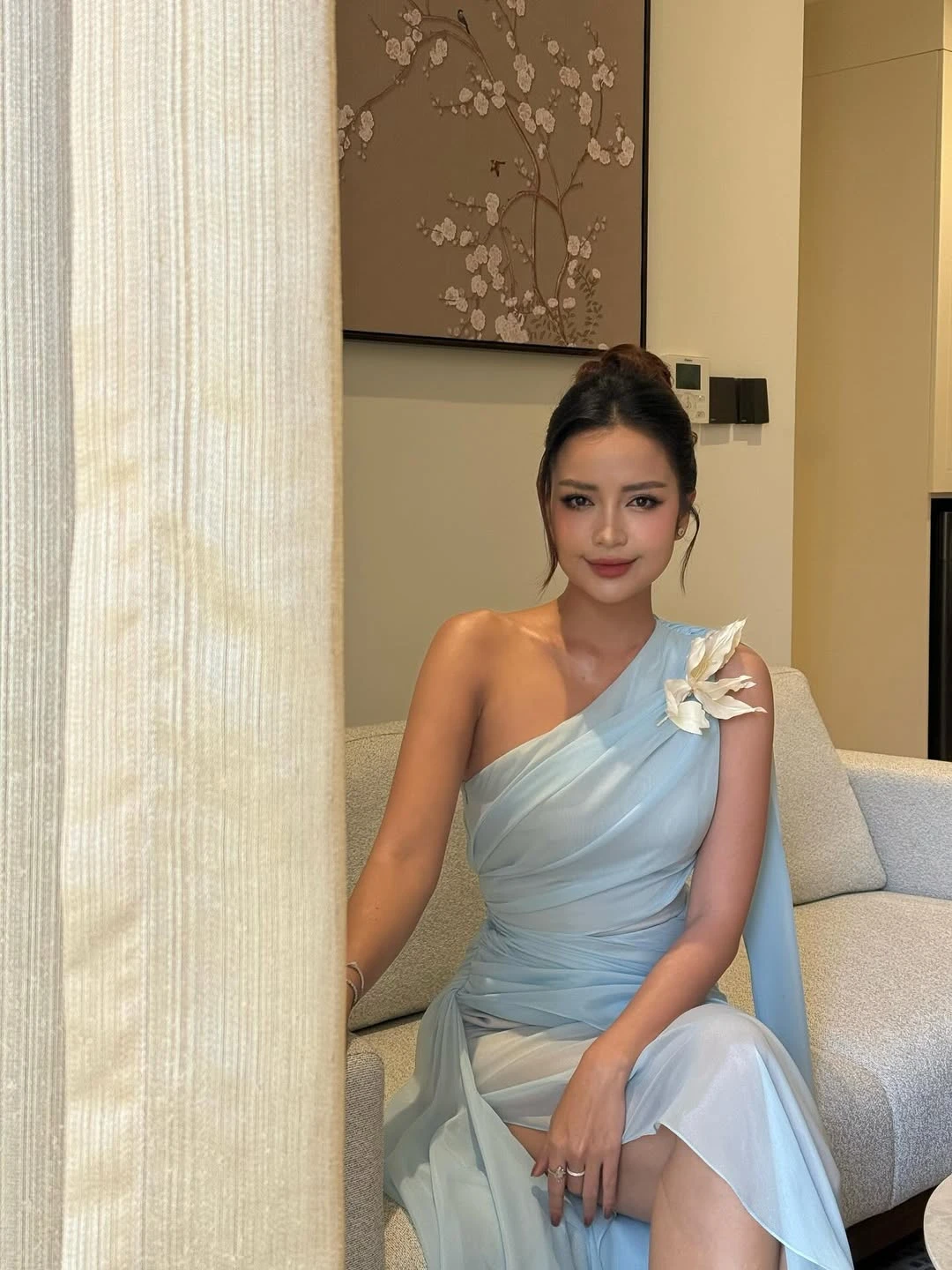 Thêm rạng rỡ, tràn ngập nét xuân với đầm pastel - Hình 1