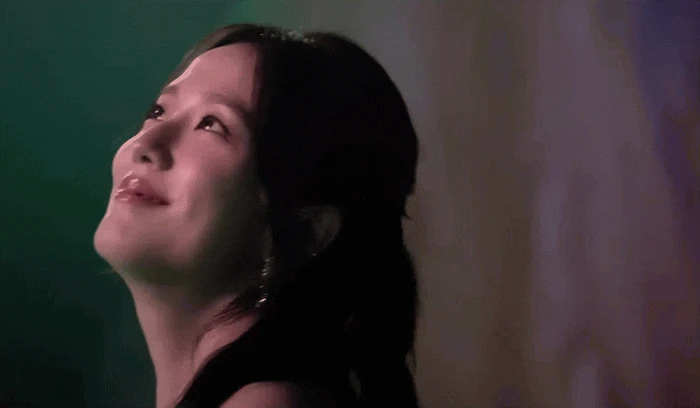 Tổ đội sáng tạo chất nhất Vbiz làm MV cho Jisoo (BLACKPINK), Việt Nam vươn mình chính là đây! - Hình 1