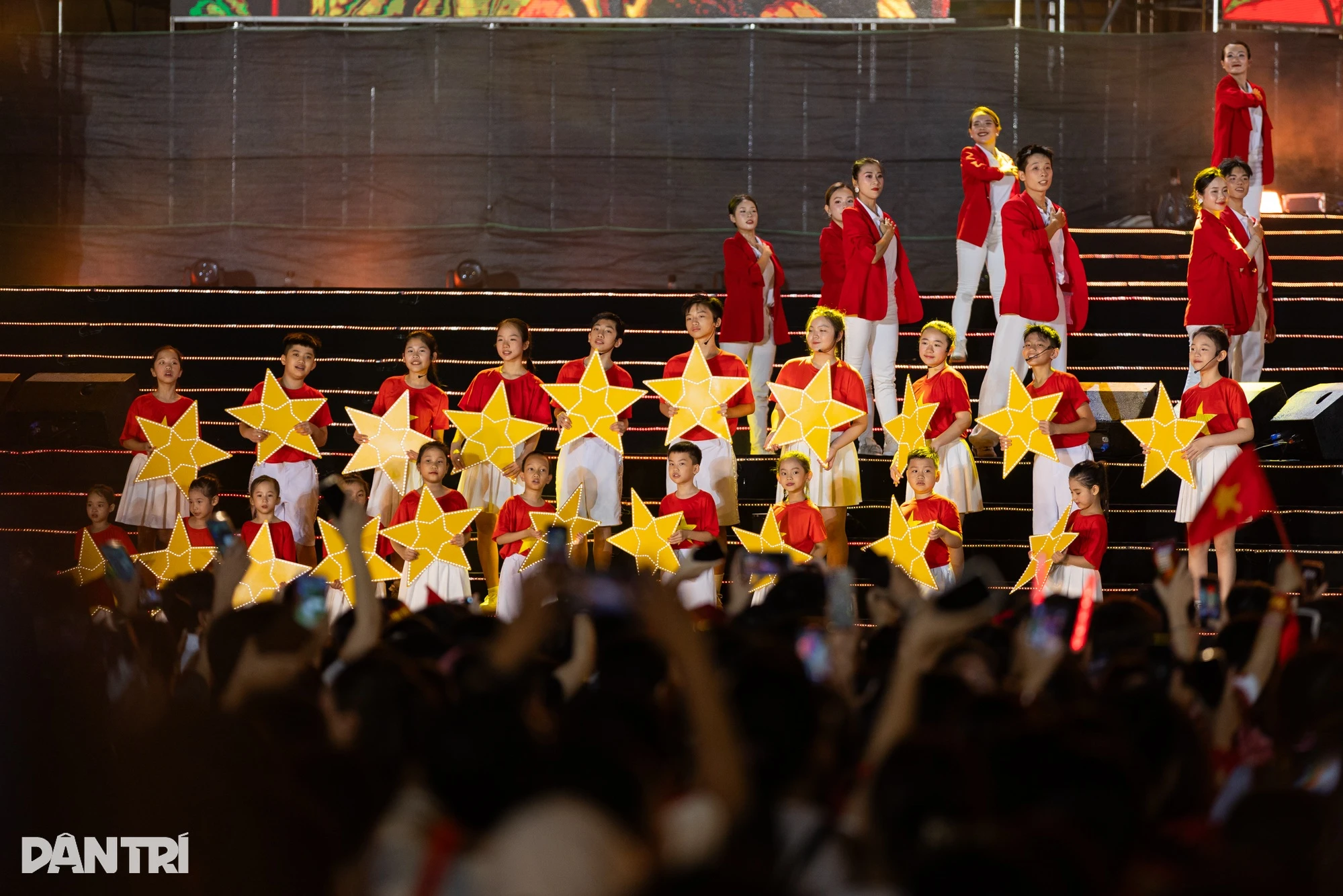 Từ cơn sốt concert yêu nước đến sản phẩm chiến lược lan toả quốc tế - Hình 7