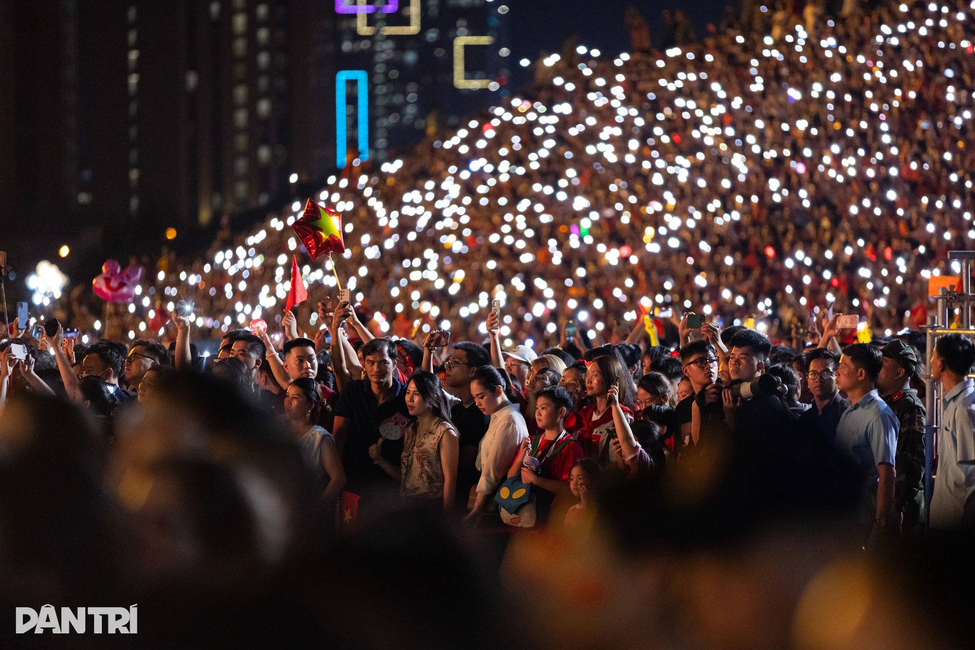 Từ cơn sốt concert yêu nước đến sản phẩm chiến lược lan toả quốc tế - Hình 2