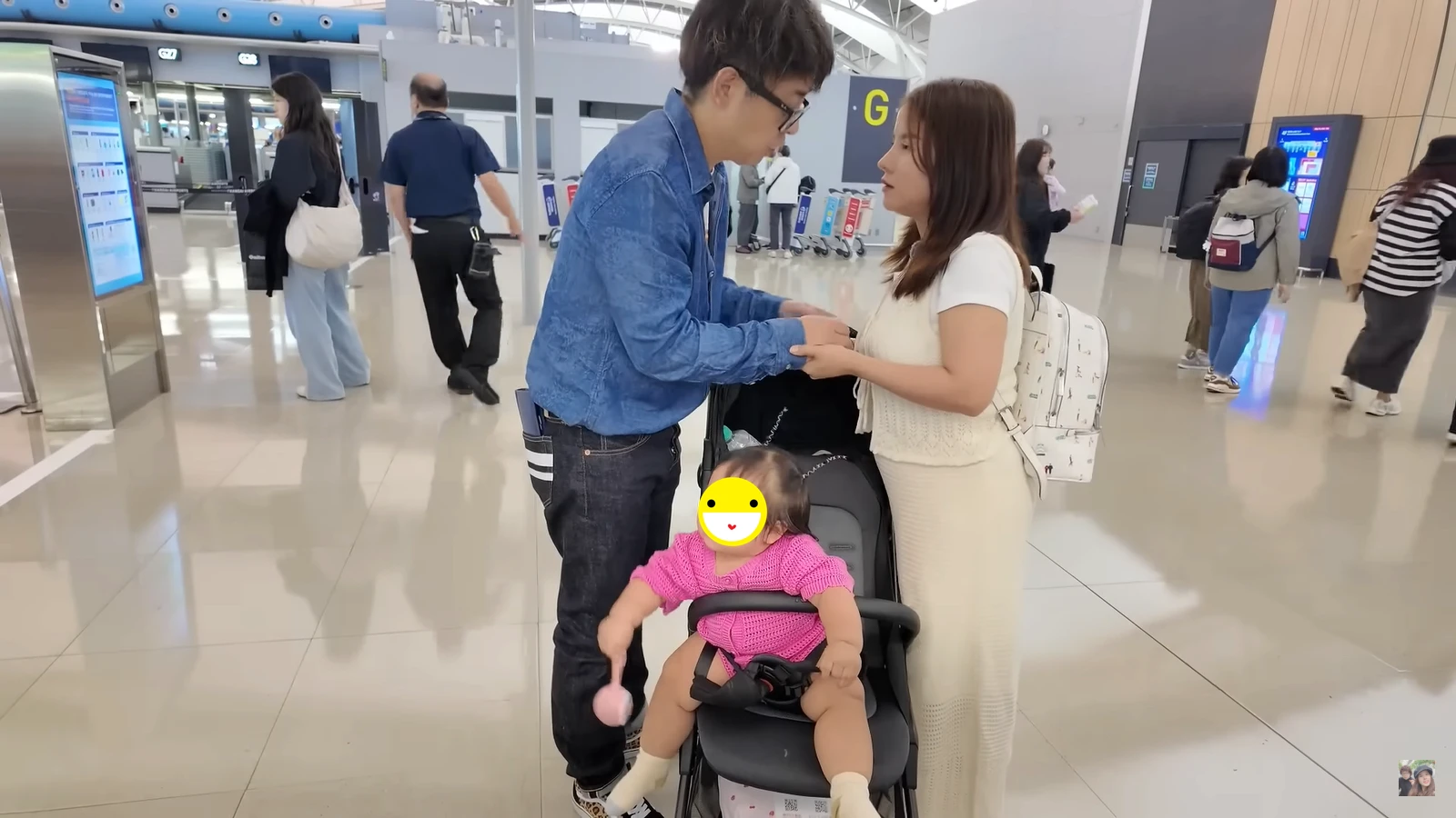 Bà Nhân Vlog xây nhà tiền tỷ, bị chê nấu ăn mất vệ sinh, Quỳnh Trần ngấu nghiến - Hình 9