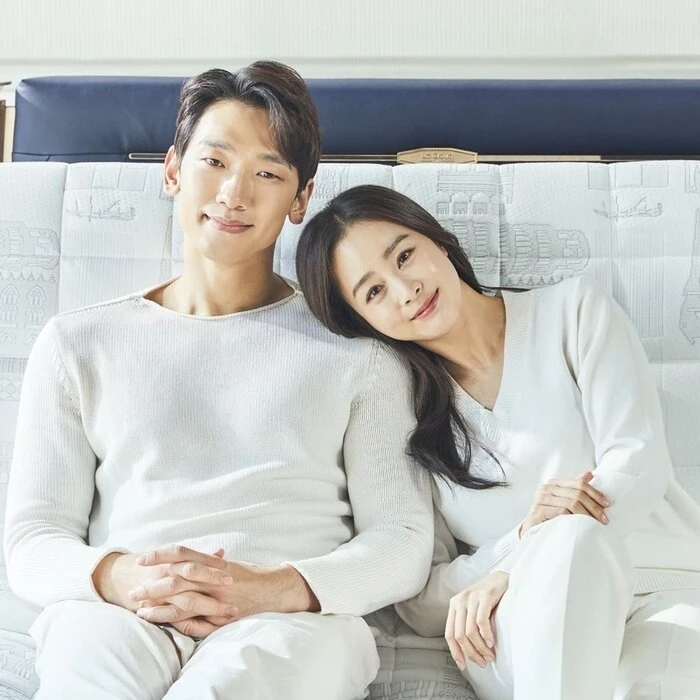 Con gái Kim Tae Hee được ông trùm Kbiz để mắt, hứa hẹn tương lai chấn động - Hình 8