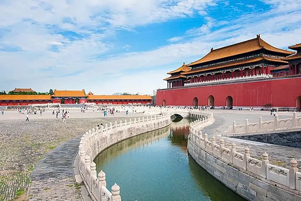 Tử Cấm Thành trải qua động đất, để lộ bí mật dưới lớp nền, viên gạch có kí tự lạ - Hình 7