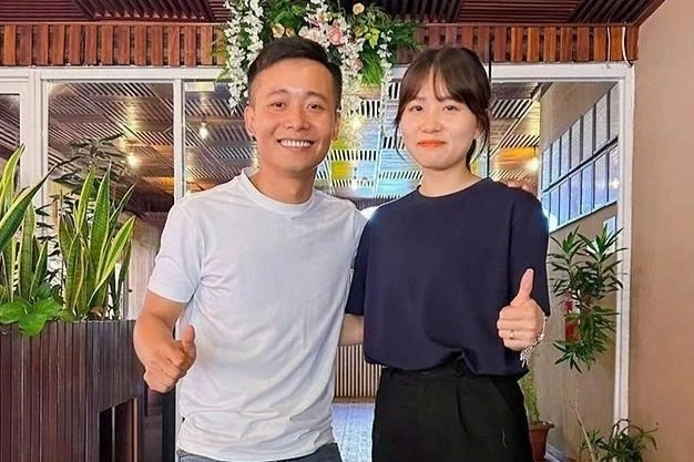 Quý Tạ đăng ảnh cũ của Quang Linh giữa lúc thi hành án, úp status nghi lục đục? - Hình 5