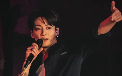 Jungkook (BTS) lộ tin được Big Hit ưu ái, được tuyển thẳng không cần thử giọng? - Hình 3