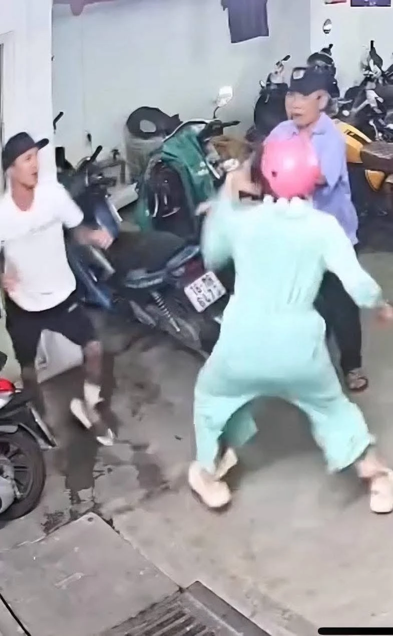 Cô gái MMA hạ thanh niên xăm trổ dưới hầm xe: 1 nghệ sĩ cảm ơn, luật sư nói gì? - Hình 4