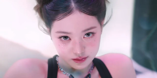 IVE kèn cựa Baby Monster, tung concept ma mị, Kpop bùng nổ quá nhiệt - Hình 2