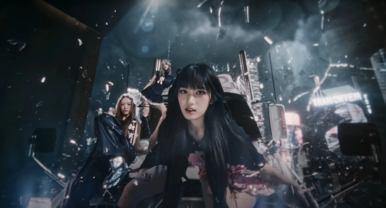 IVE kèn cựa Baby Monster, tung concept ma mị, Kpop bùng nổ quá nhiệt - Hình 5