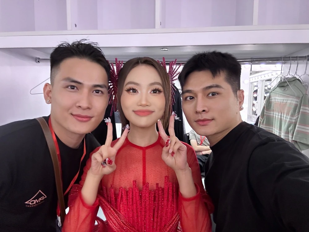 Phương Mỹ Chi bị 2 bậc thầy gỡ phong ấn, bùng nổ visual khác xa ảnh quá khứ! - Hình 4