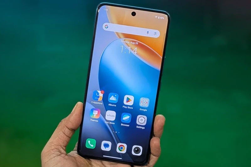 Smartphone chip Snapdragon 7 Gen4, RAM 12 GB, pin 6.500mAh, chống nước, giá hơn 8 triệu đồng - Hình 2