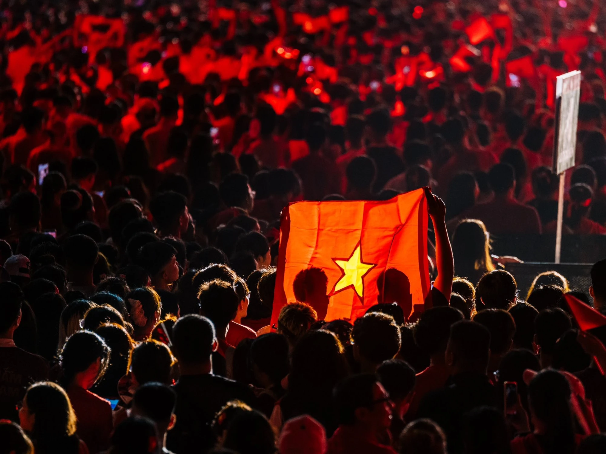 Thách thức từ những làn sóng chưa từng thấy - Hình 3