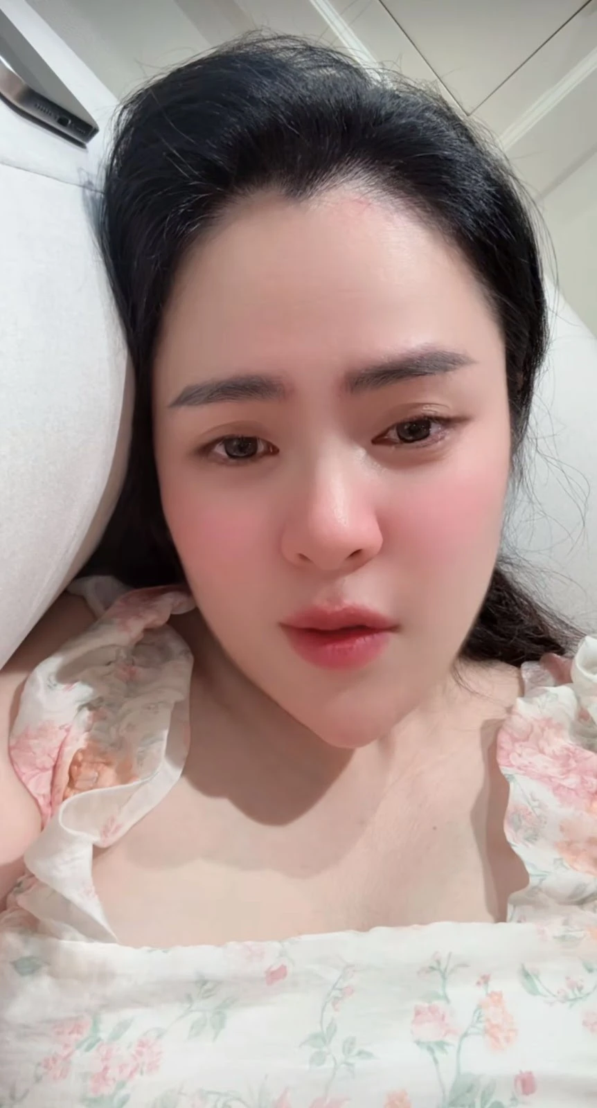 Phương Lê bật khóc nhớ 1 người đàn ông giữa tin ly hôn, Vũ Luân tung tích bí ẩn - Hình 2