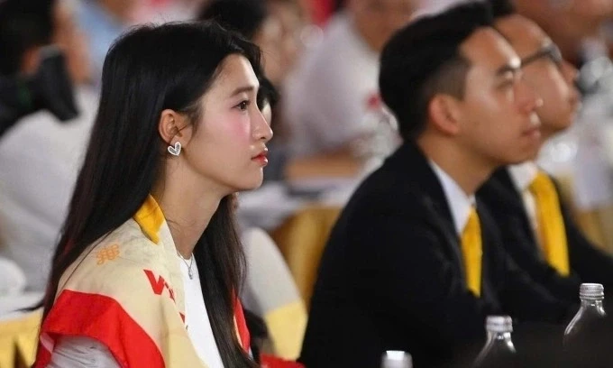 Dâu cả Vingroup lên sóng VTV lấn át Á hậu Phương Nhi, cô Út chiếm trọn spotlight - Hình 7