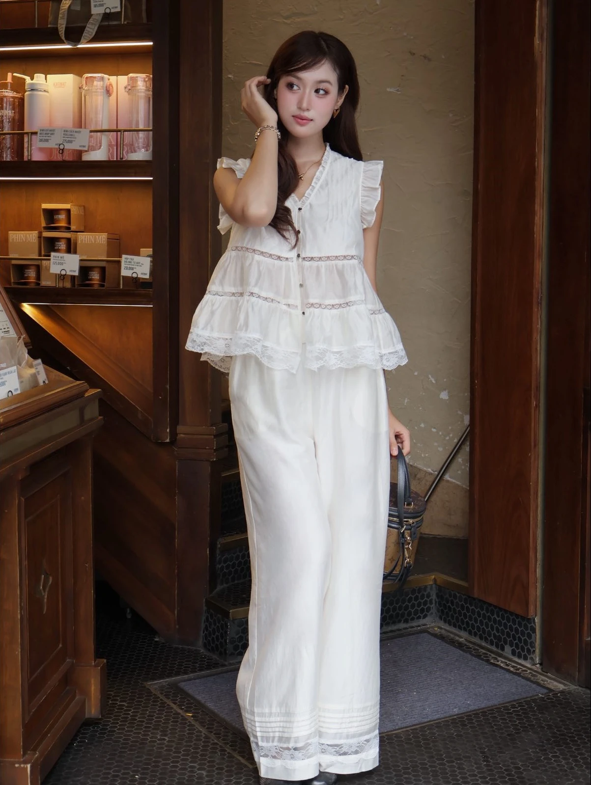 Đốn tim người đối diện với váy áo bèo nhún chuẩn nàng thơ - Hình 1