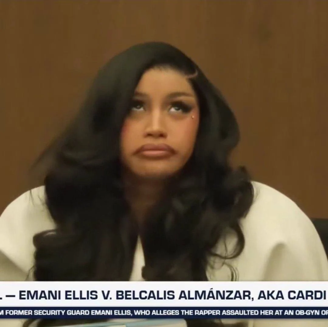 Hơn 10 triệu lượt xem 1 sao nữ trả lời thẩm vấn như bắn rap, đanh đá cợt nhả khó tin trên tòa - Hình 7