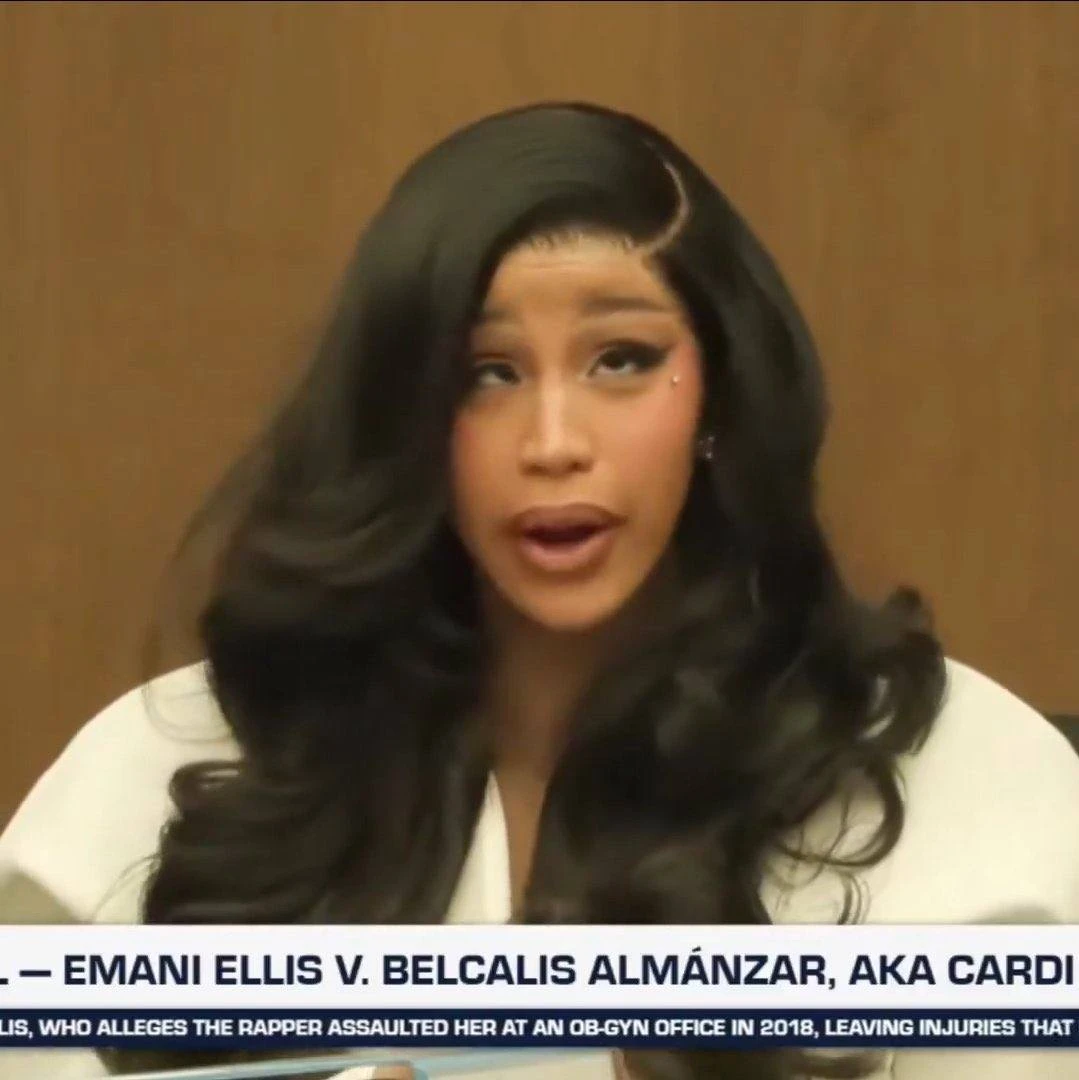 Hơn 10 triệu lượt xem 1 sao nữ trả lời thẩm vấn như bắn rap, đanh đá cợt nhả khó tin trên tòa - Hình 9