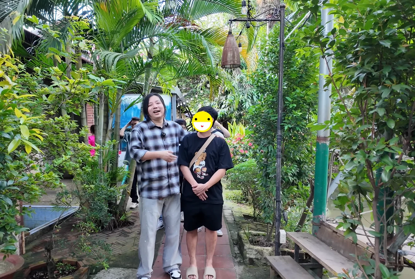 Khoa Pug viral clip cùng HH Lương Thùy Linh, tuyên bố 1 điều nay thành sự thật! - Hình 4