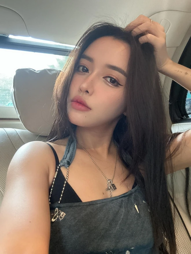 Tăng Duy Tân để lộ khoảnh khắc kè kè bên Bích Phương, fan nôn đòi danh phận - Hình 5