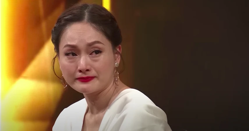 Lan Phương trở mặt, khui bí mật sốc của chồng Tây, thao túng tâm lý? - Hình 1