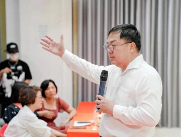 Vợ kín tiếng chưa lộ mặt của Hoàng Nam Tiến bị khui đời tư, bạn thân phán sốc - Hình 4