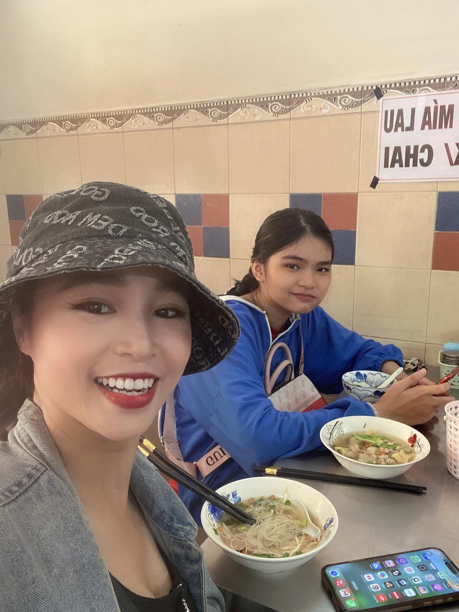 Bích Trâm viết tâm thư xin lỗi mạnh thường quân hậu tin đồn ăn chặn từ thiện - Hình 3