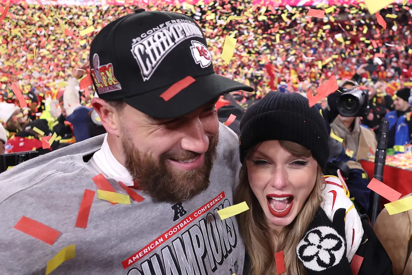 Con của Taylor Swift lộ diện trước thềm đám cưới, nhan sắc chuẩn gen trội? - Hình 5