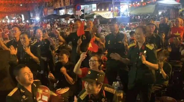 Tăng Duy Tân có mặt ở A80, làm 1 điều cùng ca nương Kiều Anh, vài tiếng viral? - Hình 9