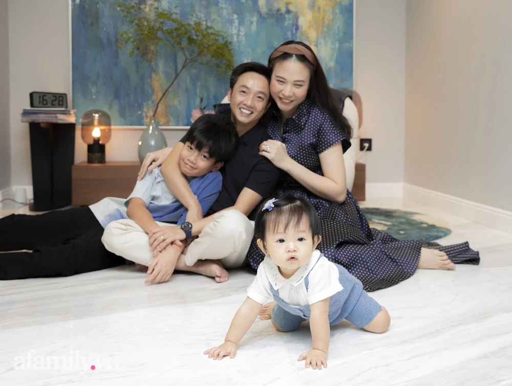 Đàm Thu Trang sốc nặng khi nghe con trai nhận xét về visual của mẹ năm 18 tuổi - Hình 4