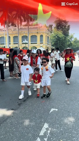 Điều ít biết về cuộc sống của 4 cậu ấm, cô chiêu cháu bầu Hiển, con gái Đỗ Mỹ Linh liệu có khác biệt? - Hình 6
