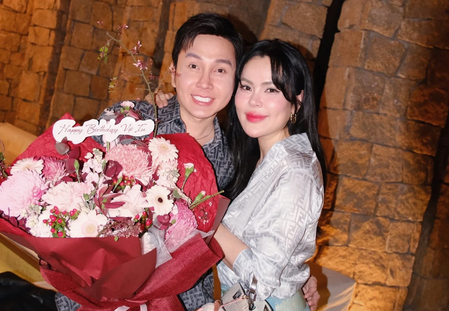Phương Lê nhìn lại chính mình, nhờ cộng đồng mạng giúp một điều, Vũ Luân ra sao? - Hình 3
