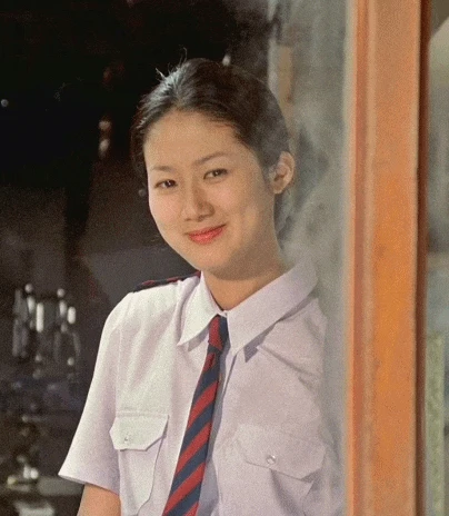 Bí ẩn nhan sắc là kỳ phùng địch thủ của Lee Young Ae, độ nổi tiếng bằng cả Son Ye Jin, Suzy và Kim Tae Ri thời nay cộng lại - Hình 8