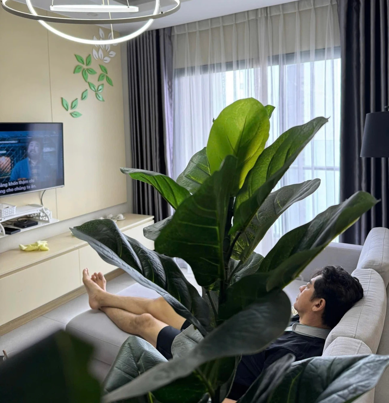 Huỳnh Anh Tuấn tái xuất, làm món ăn đắt đỏ, nói 7 chữ rõ tình hình hiện tại? - Hình 5